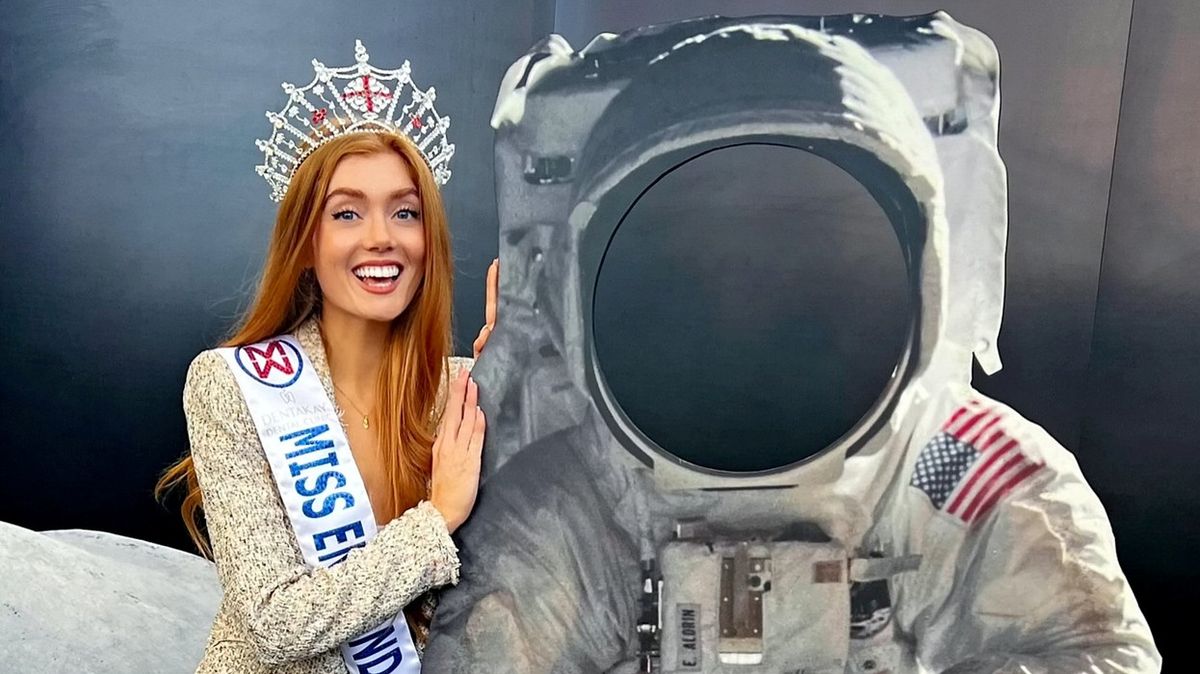 Miss Anglie chce letět do vesmíru